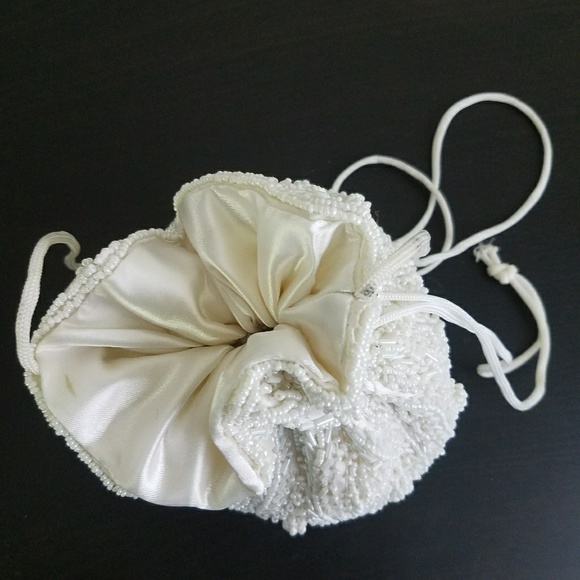 Handmade beaded drawstring bag - Picture 2 of 4